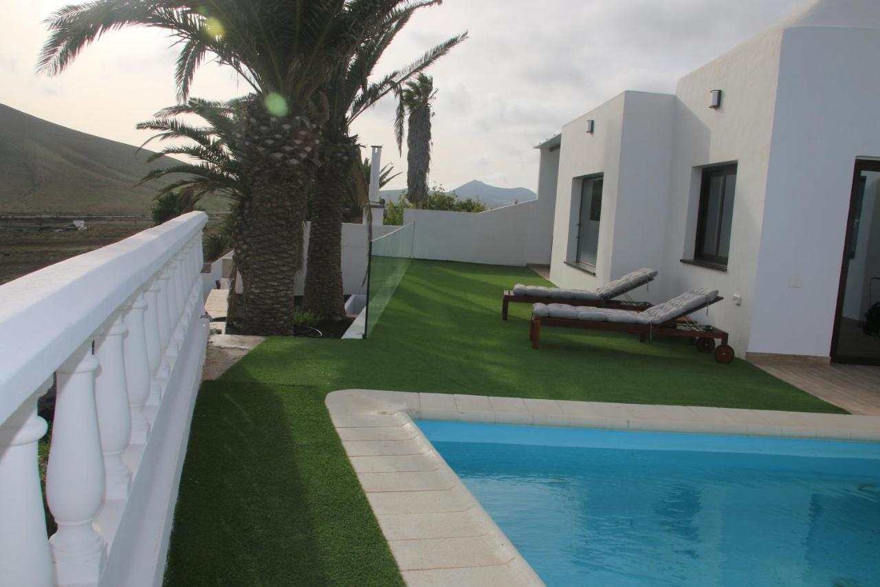 Villa Dario En Nazaret ภายนอก รูปภาพ